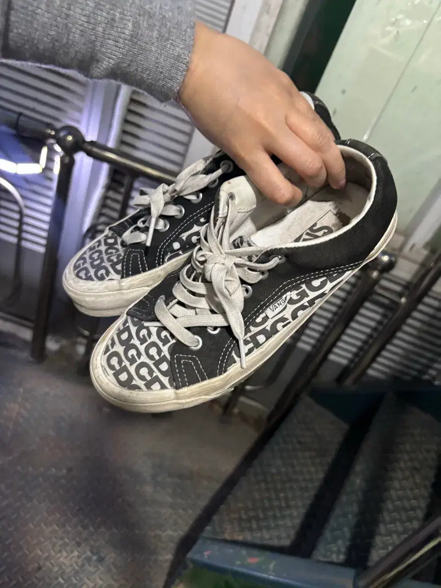 thumbnail-3